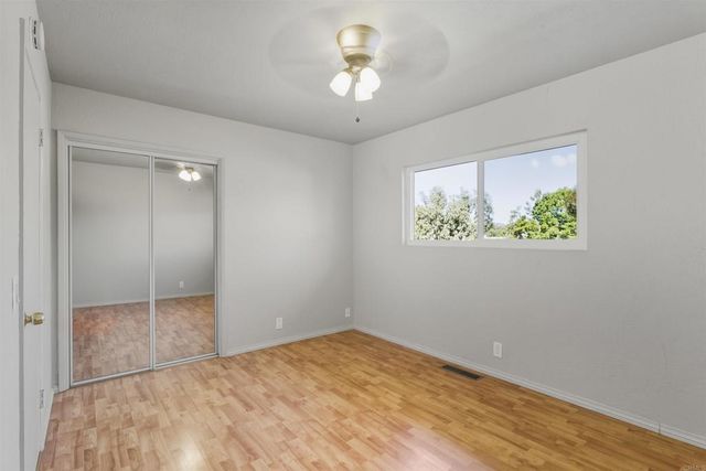 2041 Nutmeg Street N, Escondido, CA 92026