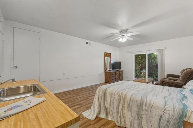 2041 Nutmeg Street N, Escondido, CA 92026