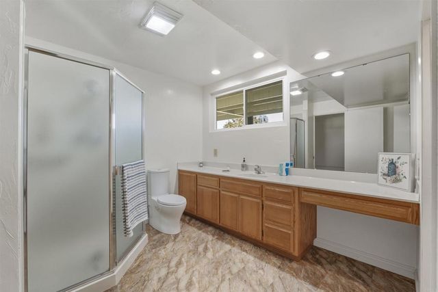 2041 Nutmeg Street N, Escondido, CA 92026