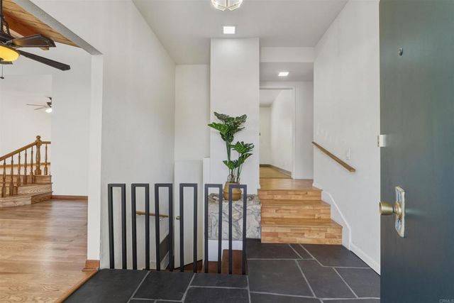 2041 Nutmeg Street N, Escondido, CA 92026