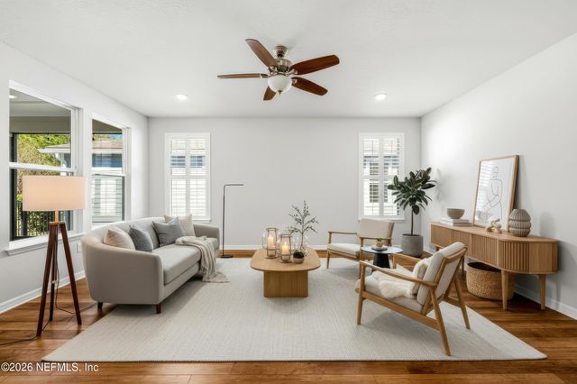 10988 KENTWORTH Way, Jacksonville, FL 32256