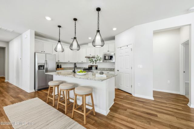 10988 KENTWORTH Way, Jacksonville, FL 32256