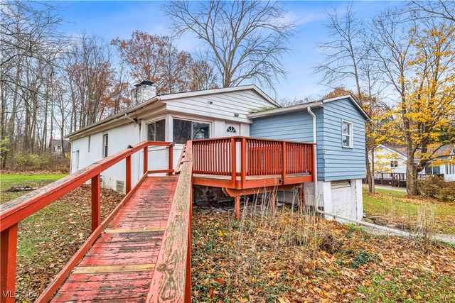 2564 Forest Drive, Hinckley, OH 44233