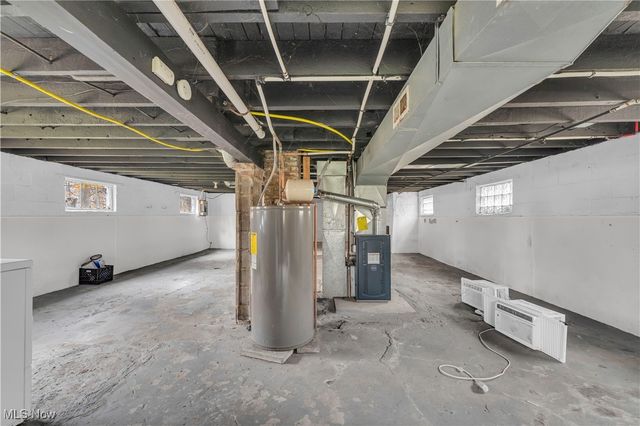 2564 Forest Drive, Hinckley, OH 44233