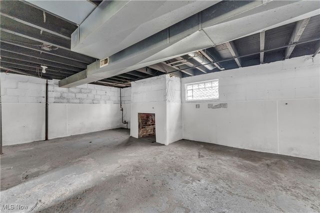 2564 Forest Drive, Hinckley, OH 44233