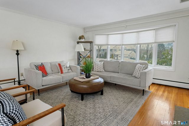 36 Village Drive, New Canaan, CT 06840