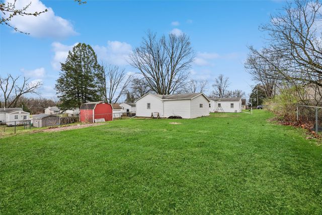 510 W 5th Avenue, Indianola, IA 50125