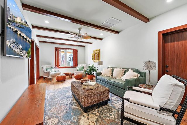 2929 Marys Way, West Palm Beach, FL 33410