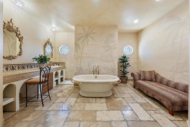 2929 Marys Way, West Palm Beach, FL 33410