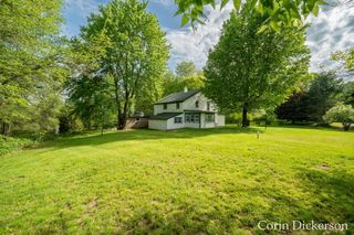 10860 Douglas Avenue, Cooper Twp, MI 49080