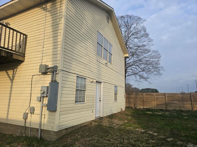 2765 Carl Stuart St Street, Conway, AR 72034