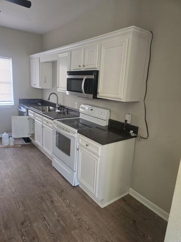 2765 Carl Stuart St Street, Conway, AR 72034