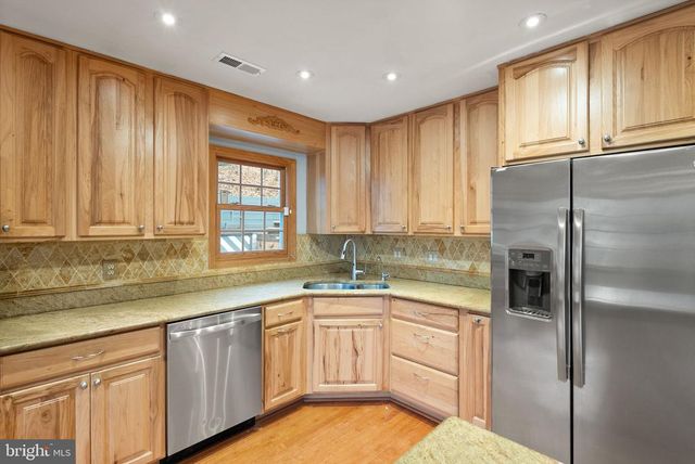 6738 KELLY RD, Warrenton, VA 20187