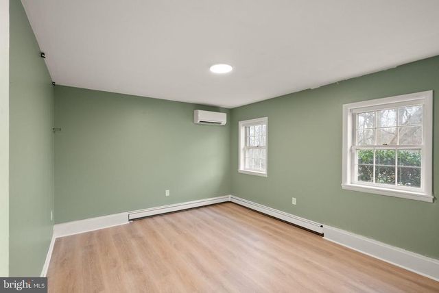 6738 KELLY RD, Warrenton, VA 20187