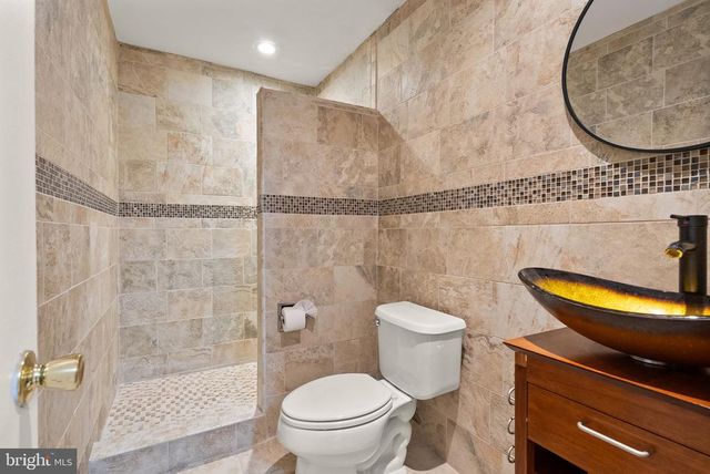 6738 KELLY RD, Warrenton, VA 20187