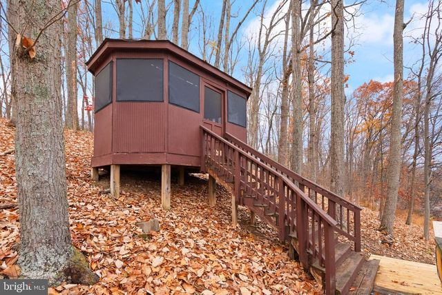 6738 KELLY RD, Warrenton, VA 20187