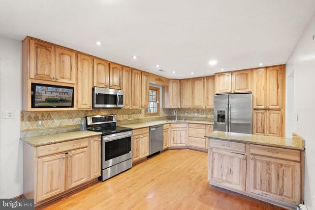 6738 KELLY RD, Warrenton, VA 20187