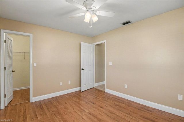 1807 SE 15th ST, Cape Coral, FL 33990