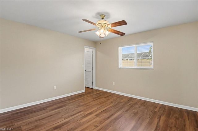 1807 SE 15th ST, Cape Coral, FL 33990