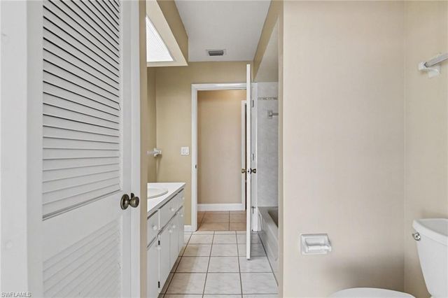 1807 SE 15th ST, Cape Coral, FL 33990