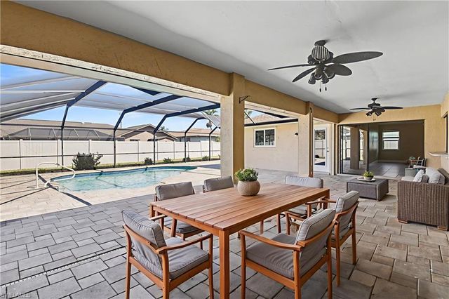 1807 SE 15th ST, Cape Coral, FL 33990