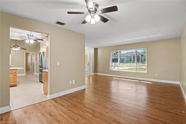 1807 SE 15th ST, Cape Coral, FL 33990