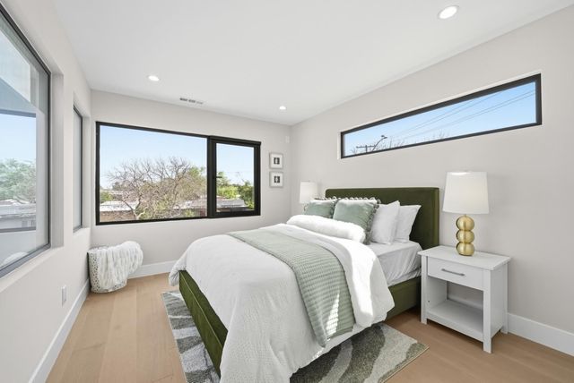 3830 Carlson Circle, Palo Alto, CA 94306