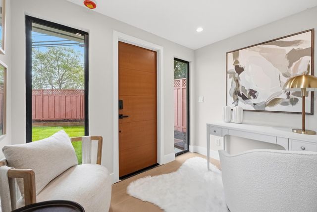 3830 Carlson Circle, Palo Alto, CA 94306