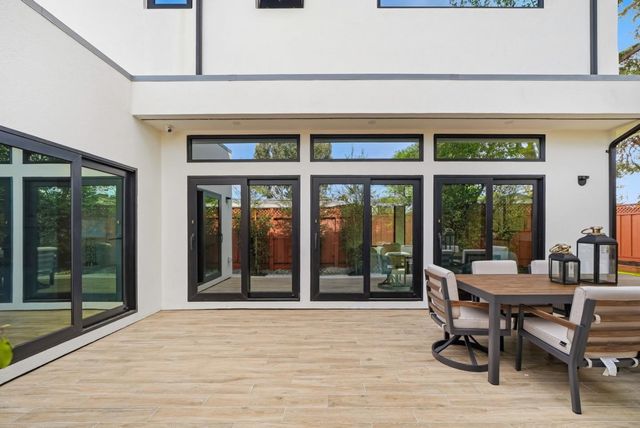 3830 Carlson Circle, Palo Alto, CA 94306