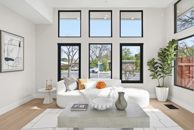 3830 Carlson Circle, Palo Alto, CA 94306