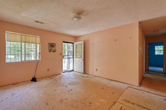 109 W Branyon Heights Avenue, Spartanburg, SC 29306