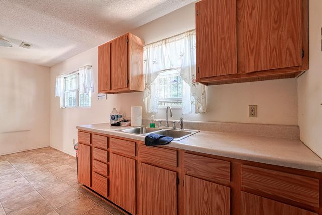 109 W Branyon Heights Avenue, Spartanburg, SC 29306