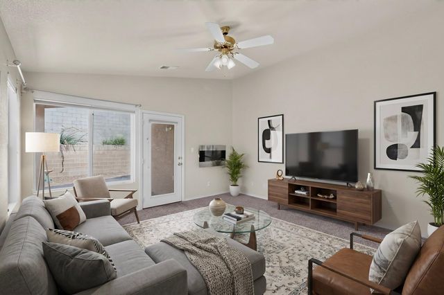 8608 Bluff Springs Drive NE, Albuquerque, NM 87113