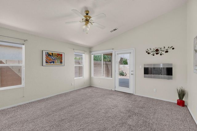 8608 Bluff Springs Drive NE, Albuquerque, NM 87113