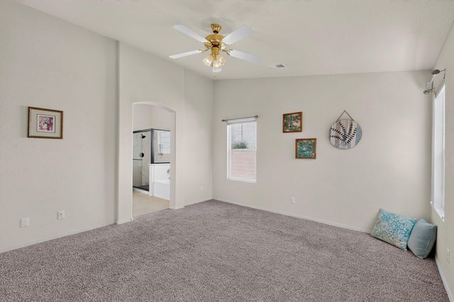 8608 Bluff Springs Drive NE, Albuquerque, NM 87113
