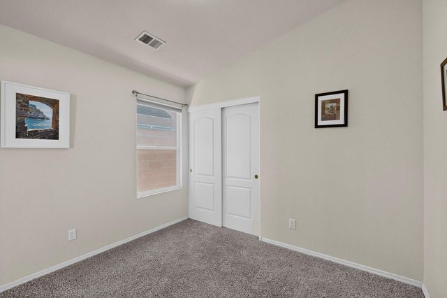 8608 Bluff Springs Drive NE, Albuquerque, NM 87113