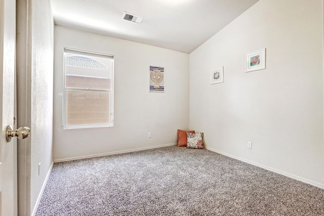 8608 Bluff Springs Drive NE, Albuquerque, NM 87113