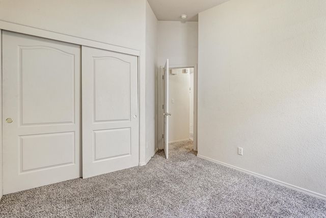 8608 Bluff Springs Drive NE, Albuquerque, NM 87113
