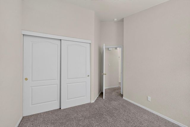 8608 Bluff Springs Drive NE, Albuquerque, NM 87113