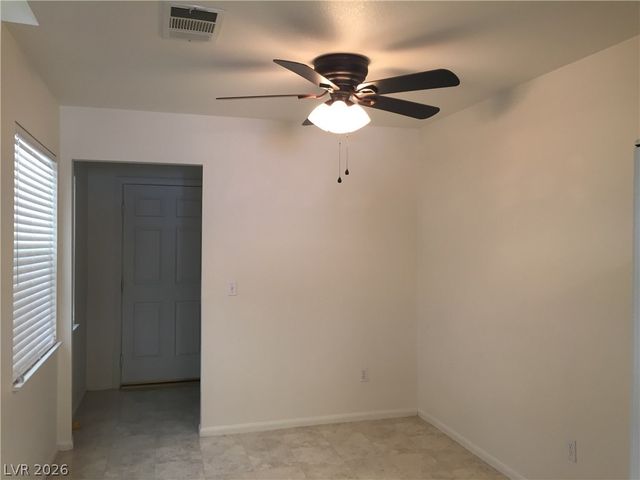 2616 MAGIC MOON Lane 4, Las Vegas, NV 89146