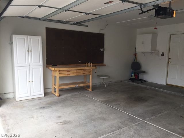 2616 MAGIC MOON Lane 4, Las Vegas, NV 89146