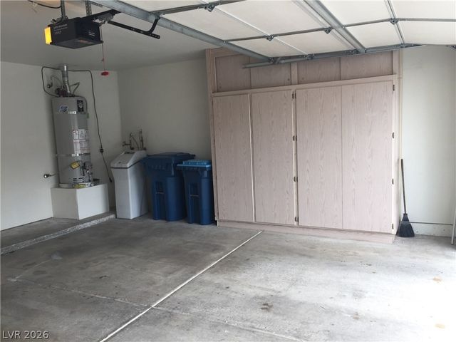2616 MAGIC MOON Lane 4, Las Vegas, NV 89146