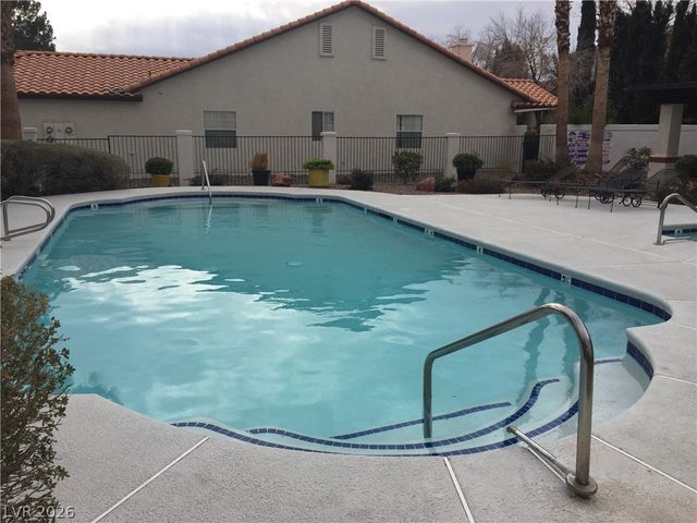 2616 MAGIC MOON Lane 4, Las Vegas, NV 89146