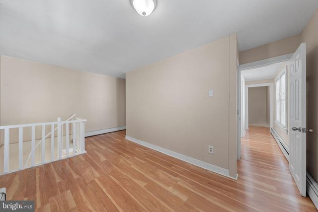 204 LACKAWANNA AVE, East Stroudsburg, PA 18301