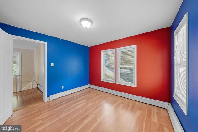 204 LACKAWANNA AVE, East Stroudsburg, PA 18301