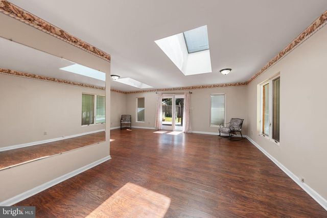 204 LACKAWANNA AVE, East Stroudsburg, PA 18301