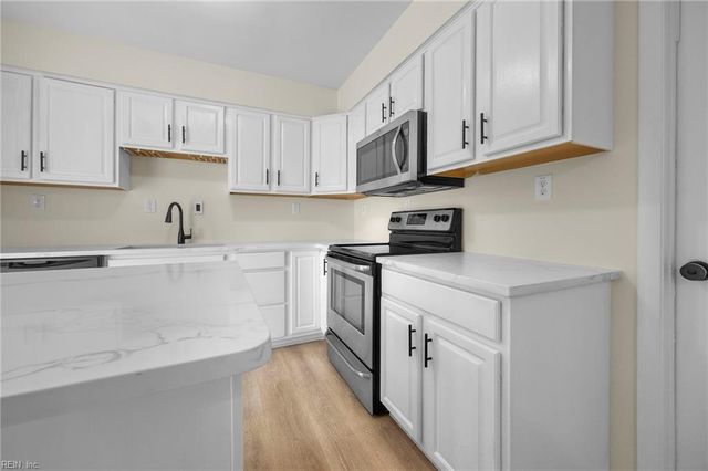 5660 Myers CT, Virginia Beach, VA 23464