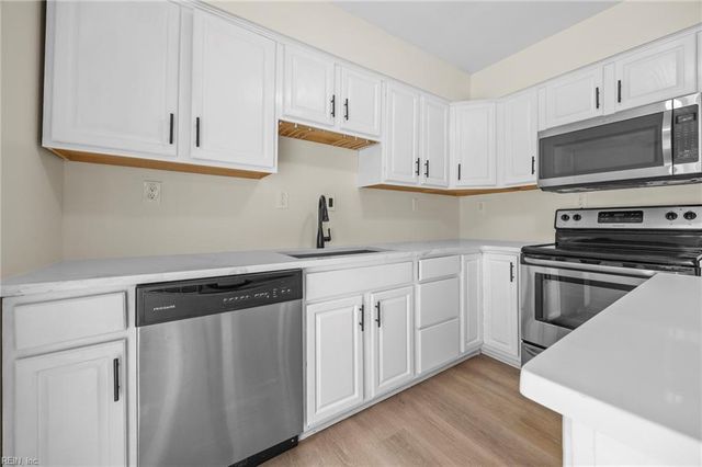 5660 Myers CT, Virginia Beach, VA 23464