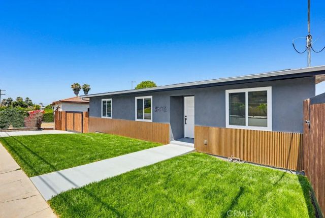 5472 San Onofre, San Diego, CA 92114
