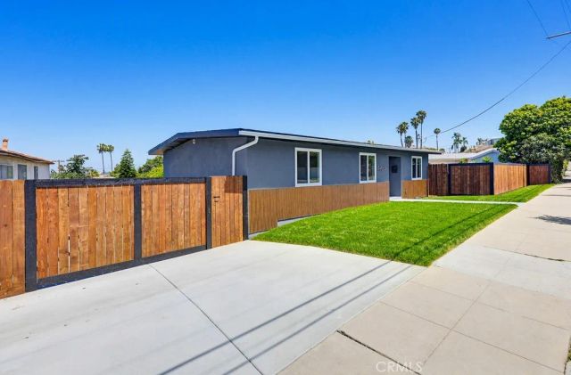 5472 San Onofre, San Diego, CA 92114